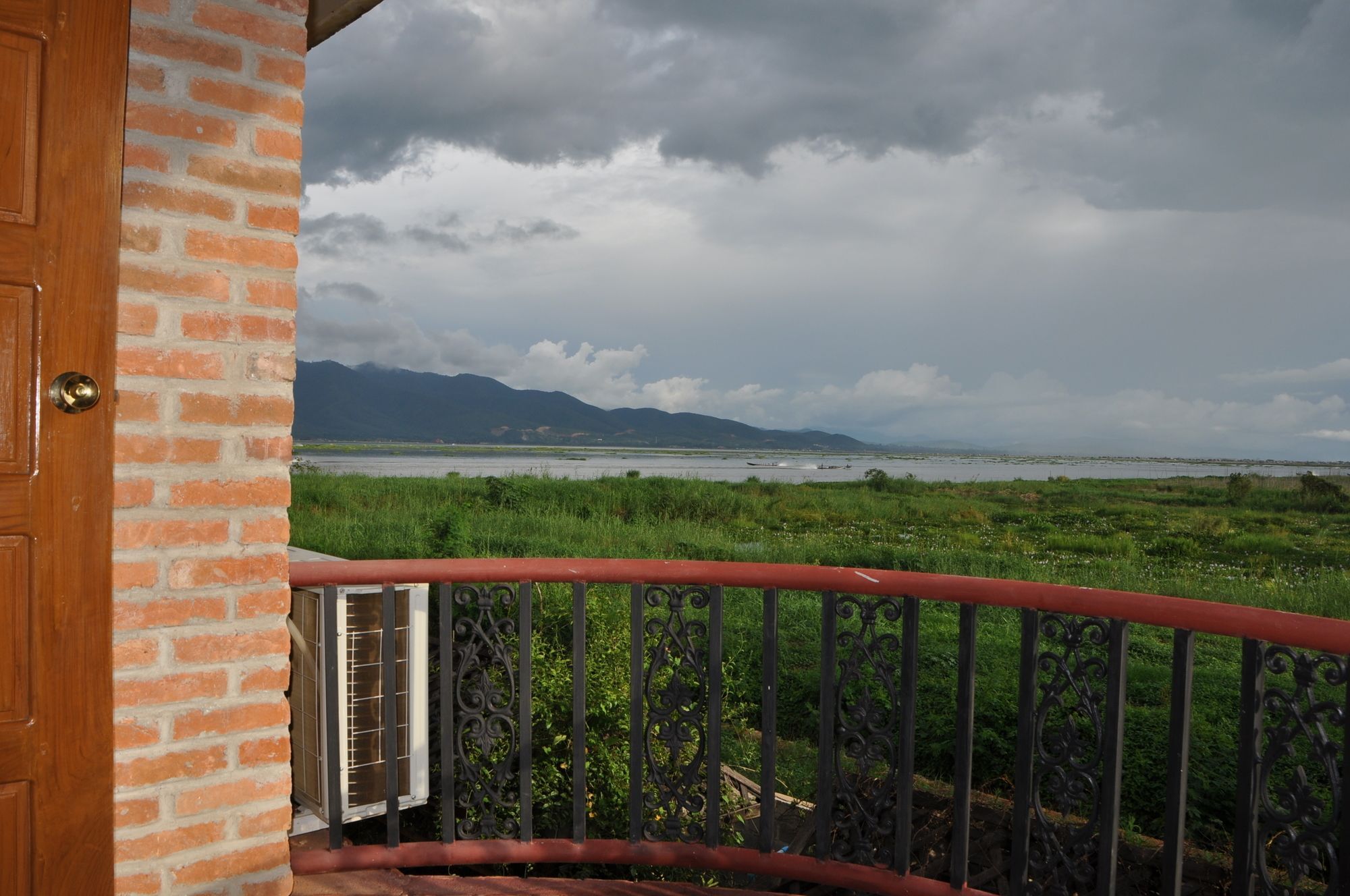 Ann Heritage Lodge Inle Lake Εξωτερικό φωτογραφία